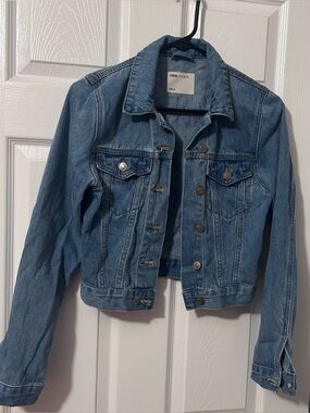 ASOS Women's Medium Blue Denim Trucker Jacket